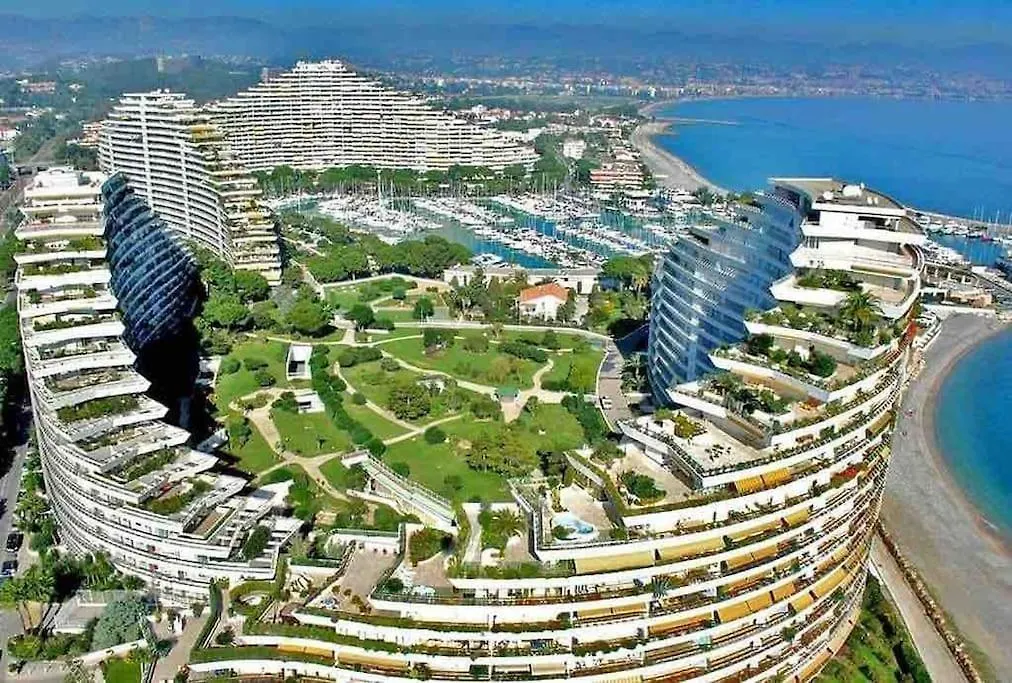 Apartment Baie D'Azur Vue Mer Piscine Parking Villeneuve-Loubet